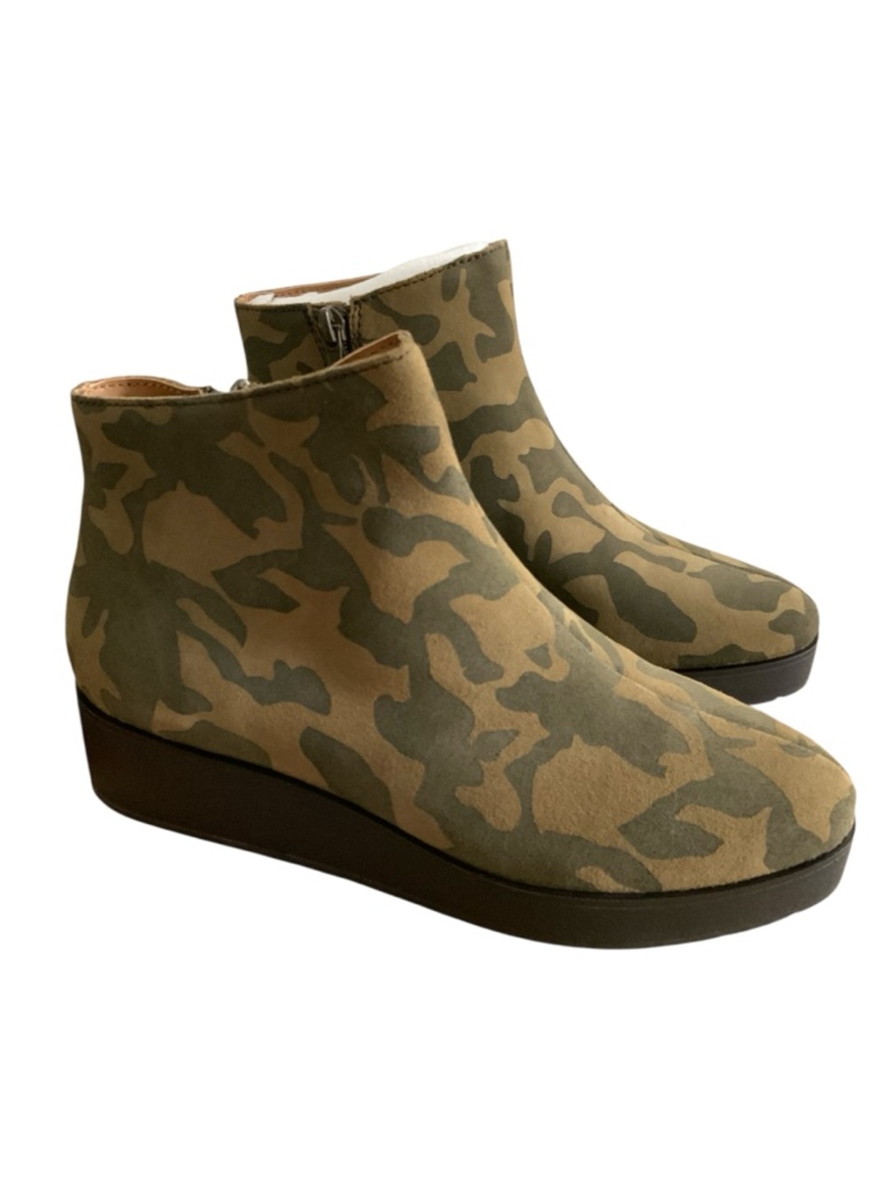 Lucky Brand Army Green Karmeya Platform Waterproof Fashion Bootie Size 8M